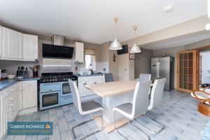 Photo 19- click for photo gallery